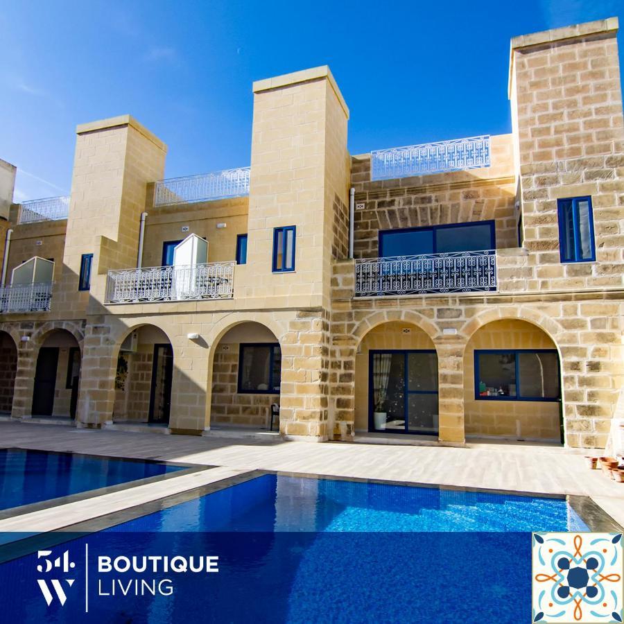 Fiftyfour West Boutique Living Bed & Breakfast Għarb Exterior foto