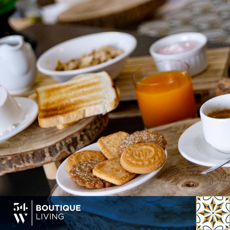 Fiftyfour West Boutique Living Bed & Breakfast Għarb Exterior foto