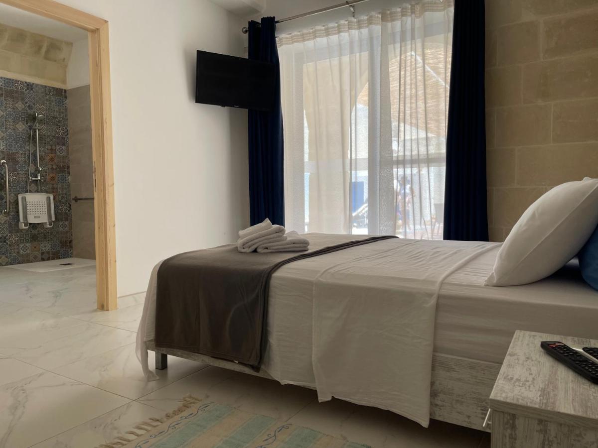 Fiftyfour West Boutique Living Bed & Breakfast Għarb Exterior foto