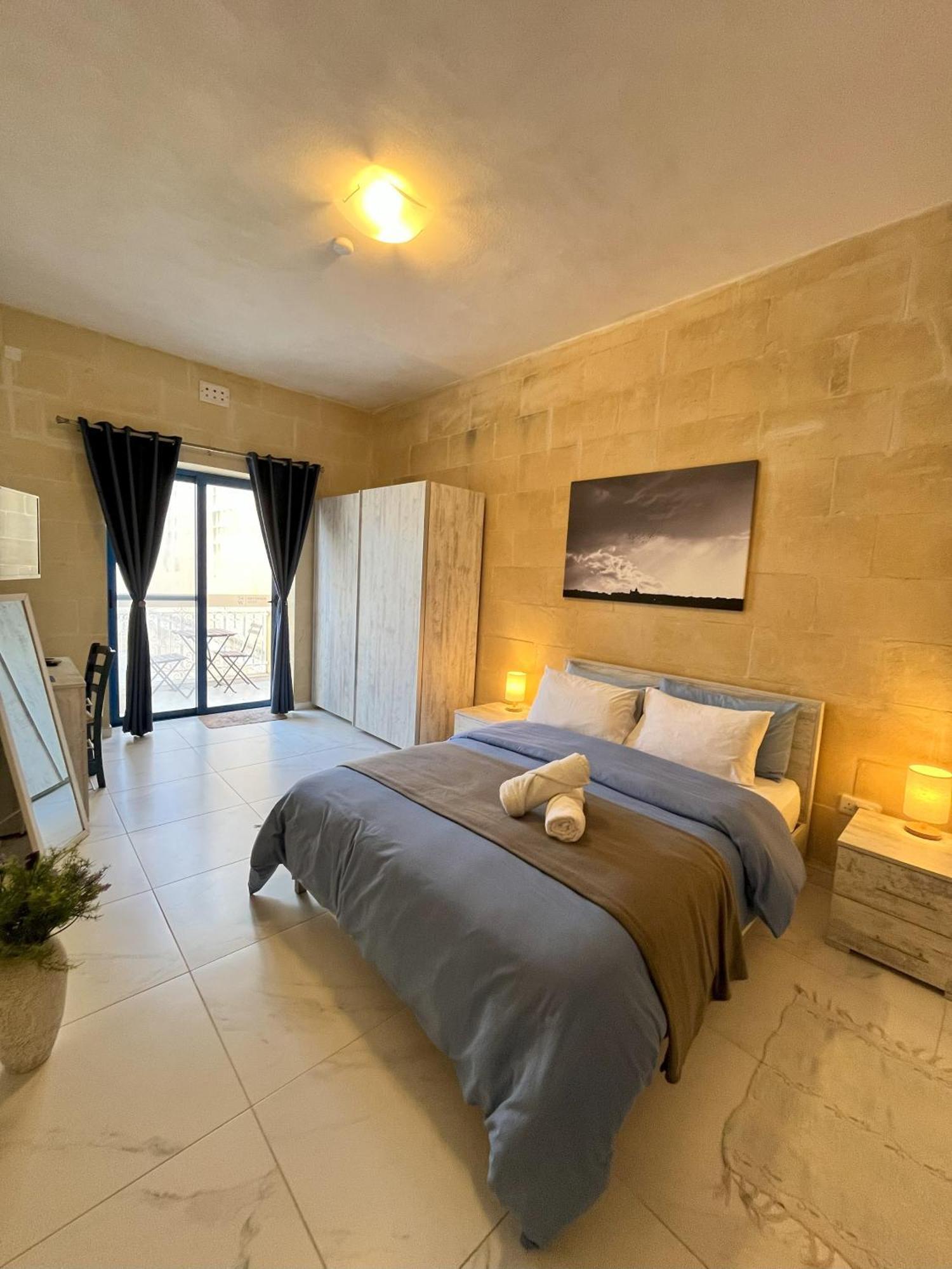 Fiftyfour West Boutique Living Bed & Breakfast Għarb Exterior foto