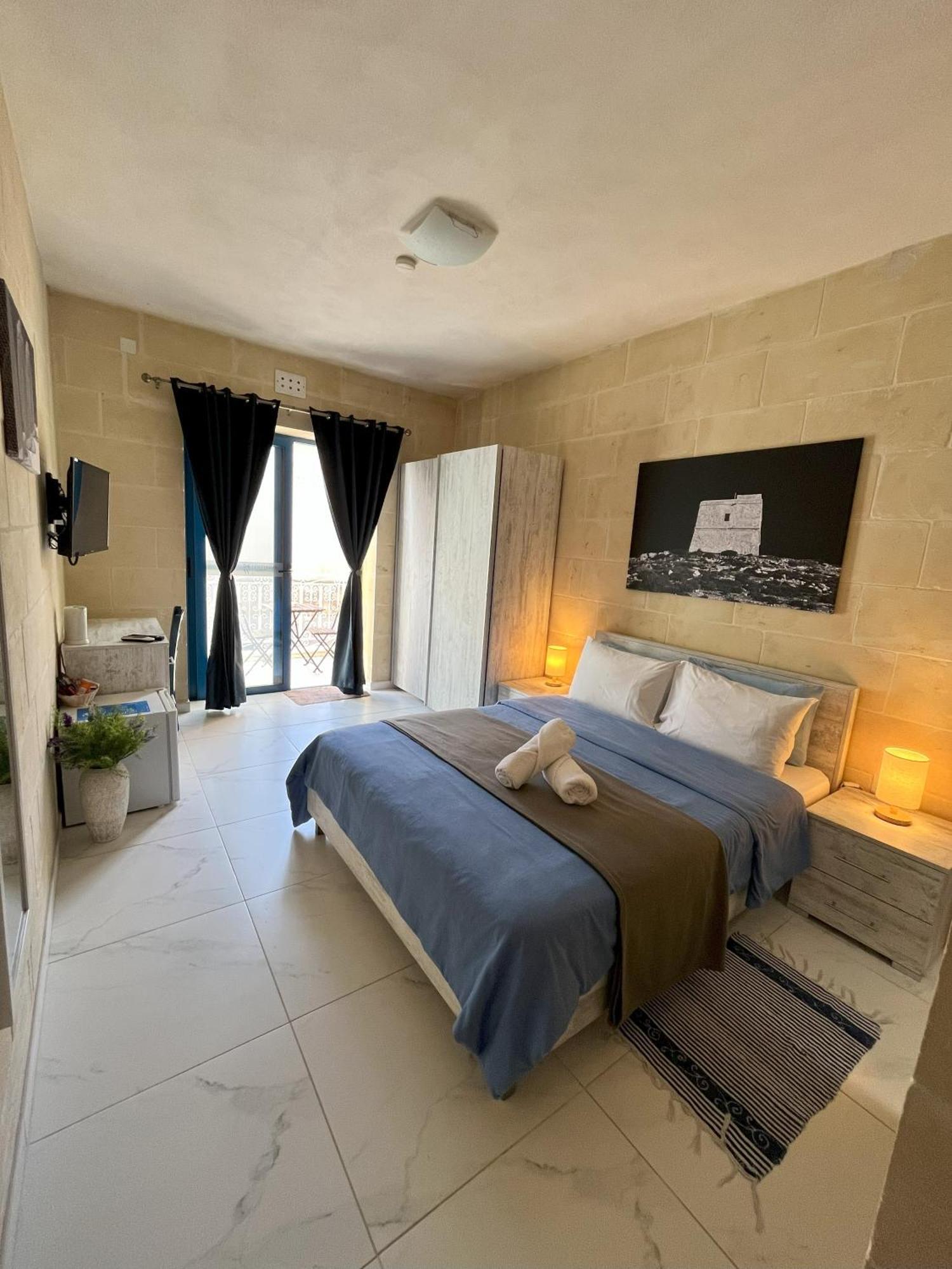 Fiftyfour West Boutique Living Bed & Breakfast Għarb Exterior foto